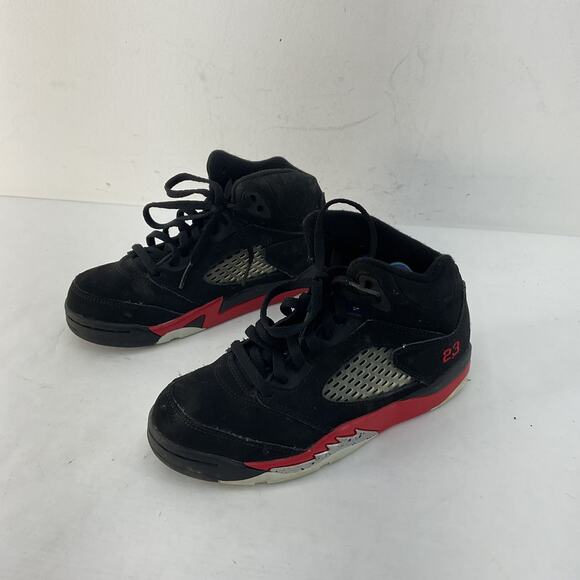 Nike Kids Shoes Black and Red - Picture 2 of 8